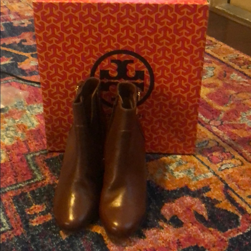 Brand new Tory Burch Milan Bootie- 85mm